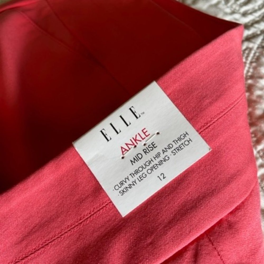 NWT  ELLE  Calypso Coral Ankle pant